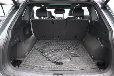 2023 Volkswagen Tiguan 2.0T SEL R-Line