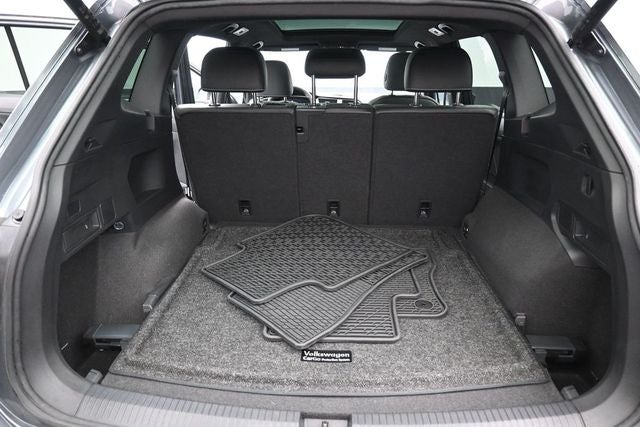 2023 Volkswagen Tiguan 2.0T SEL R-Line