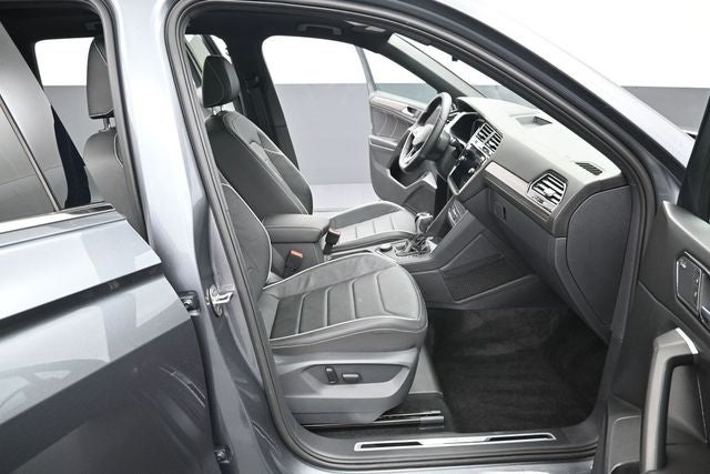 2023 Volkswagen Tiguan 2.0T SEL R-Line