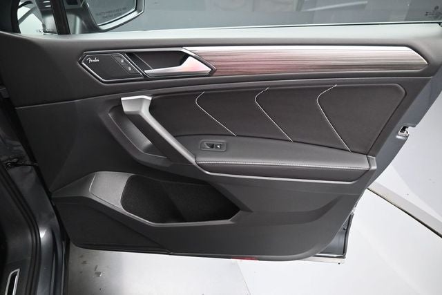 2023 Volkswagen Tiguan 2.0T SEL R-Line