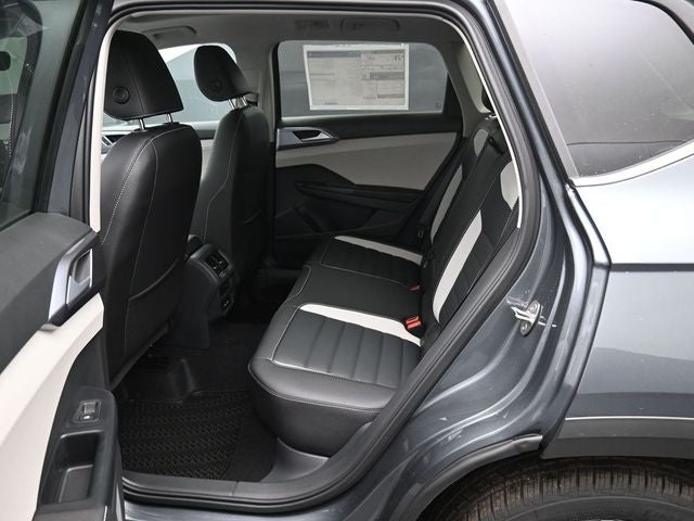 2026 Volkswagen Taos 1.5T SEL