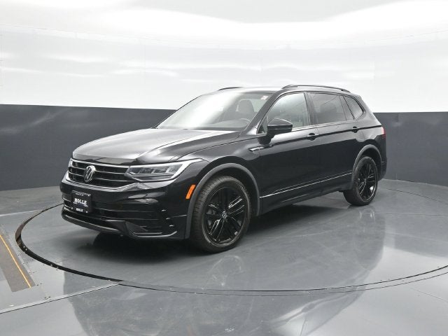 2022 Volkswagen Tiguan 2.0T SE R-Line Black