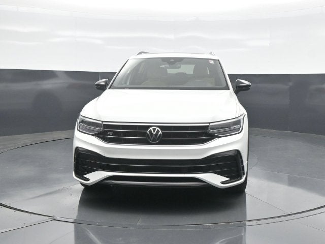 Used 2023 Volkswagen Tiguan SE R-LINE BLACK with VIN 3VVCB7AXXPM127553 for sale in Kansas City