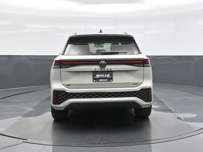 2026 Volkswagen Tiguan 2.0T SE R-Line Black