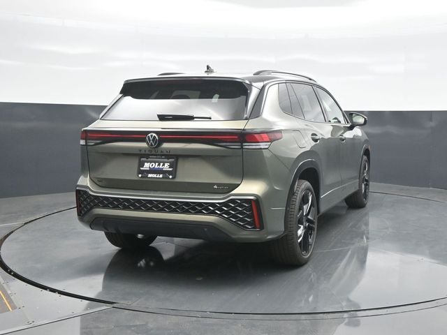 2026 Volkswagen Tiguan SE R-Line Black