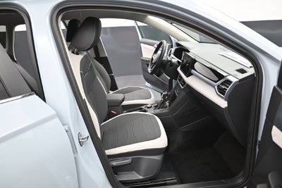 2027 Volkswagen Taos 1.5T SE