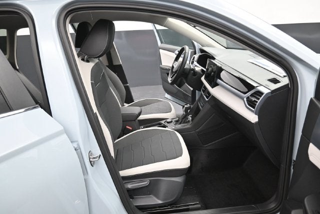 2027 Volkswagen Taos 1.5T SE