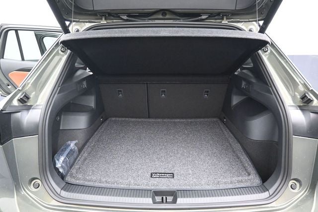 2026 Volkswagen Tiguan 2.0T SEL R-Line Turbo