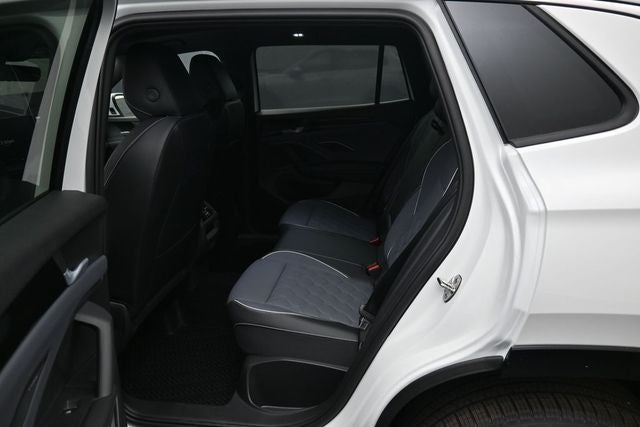 2026 Volkswagen Tiguan 2.0T SEL R-Line Turbo
