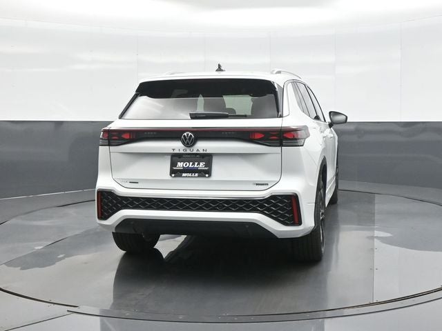 2026 Volkswagen Tiguan 2.0T SEL R-Line Turbo