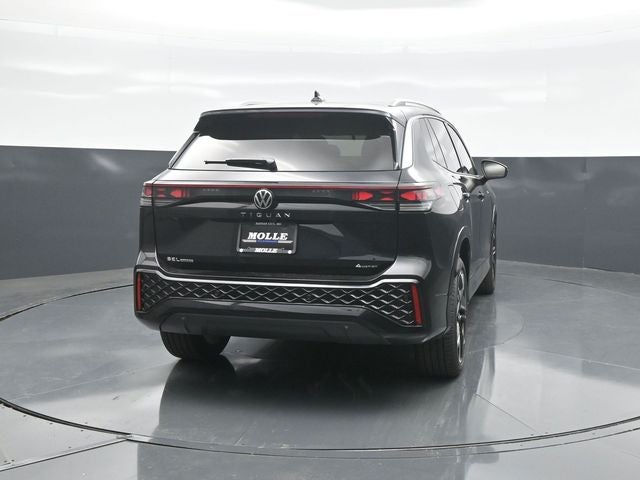 2026 Volkswagen Tiguan SEL R-Line Turbo