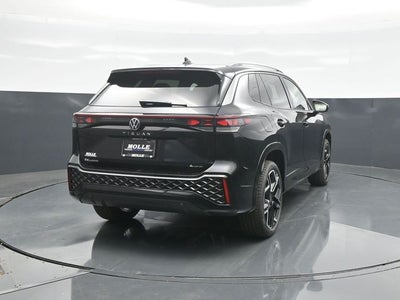 2026 Volkswagen Tiguan SEL R-Line Turbo