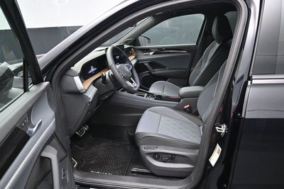 2026 Volkswagen Tiguan SEL R-Line Turbo