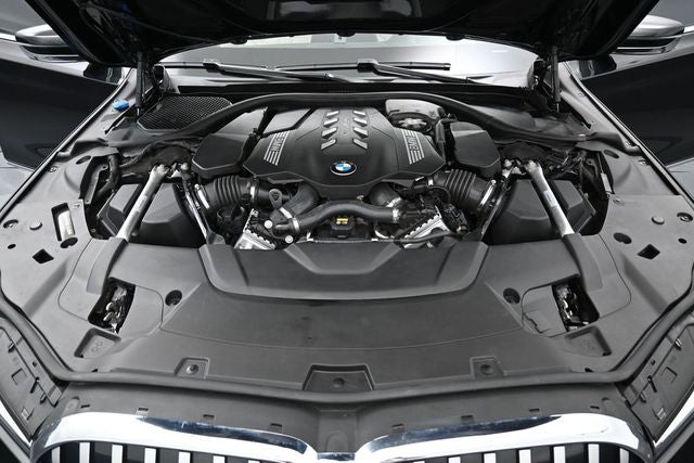 2022 BMW 7 Series 750i xDrive