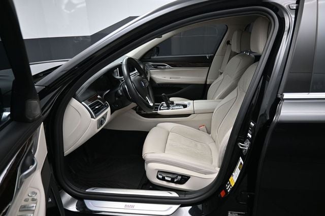 2022 BMW 7 Series 750i xDrive