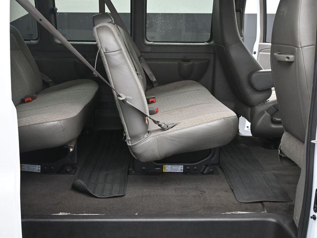 2024 Chevrolet Express 3500 LT Passenger