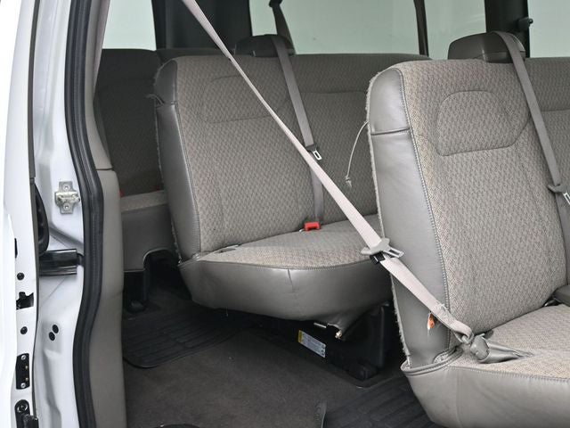 2024 Chevrolet Express 3500 LT Passenger