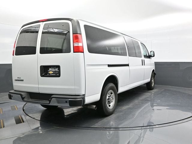 2024 Chevrolet Express 3500 LT Passenger