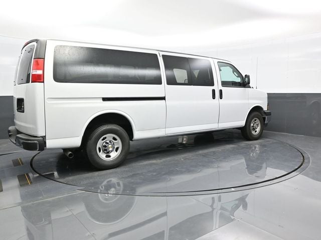 2024 Chevrolet Express 3500 LT Passenger