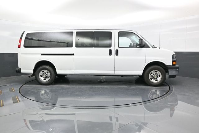 2024 Chevrolet Express 3500 LT Passenger