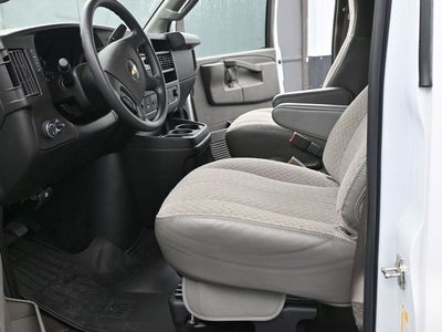 2024 Chevrolet Express 3500 LT Passenger