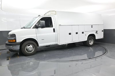 2022 Chevrolet Express 3500 Work Van Cutaway