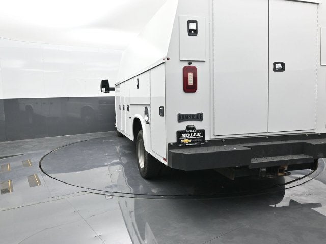 2022 Chevrolet Express 3500 Work Van Cutaway