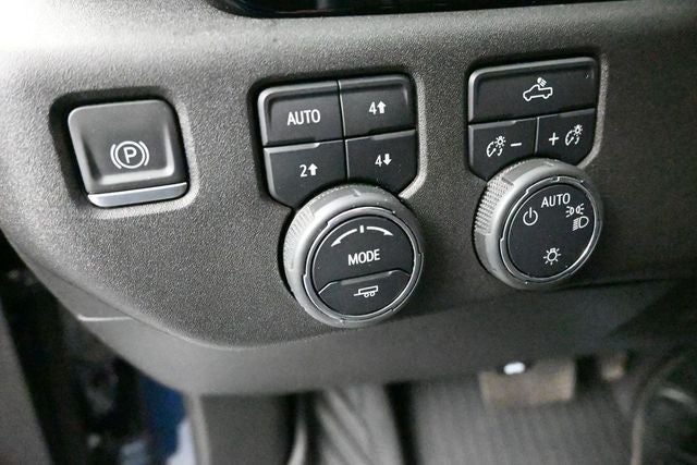 2023 Chevrolet Silverado 1500 LT LT1