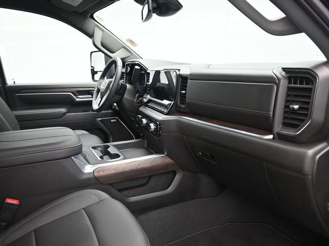2025 GMC Sierra 3500HD SLT