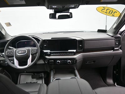 2025 GMC Sierra 3500HD SLT