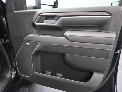 2025 GMC Sierra 3500HD SLT