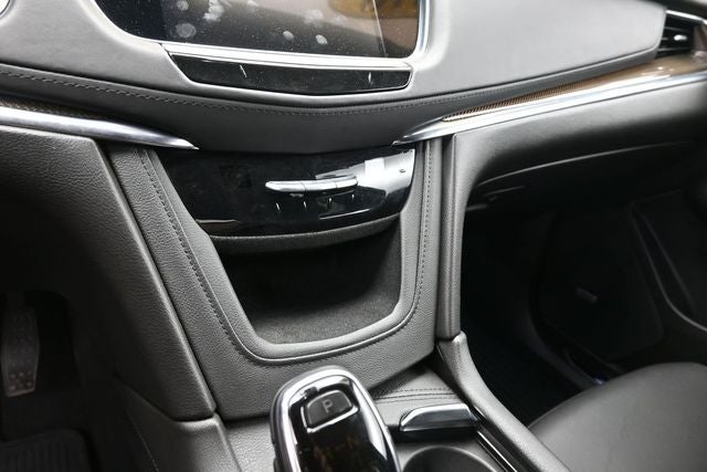 2019 Cadillac XT5 Platinum