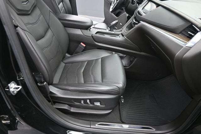 2019 Cadillac XT5 Platinum