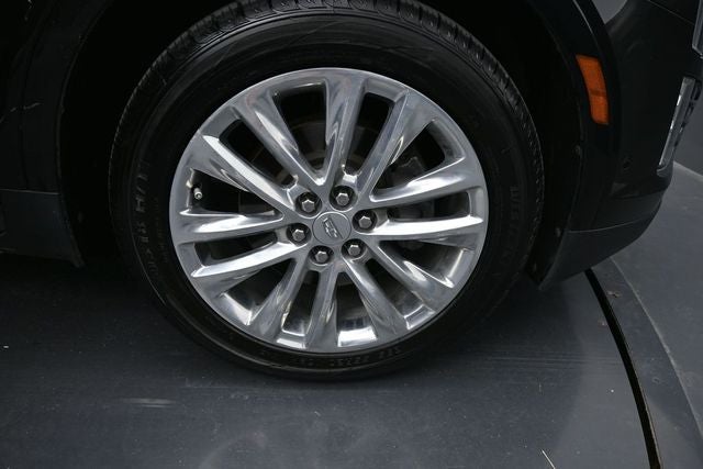 2019 Cadillac XT5 Platinum