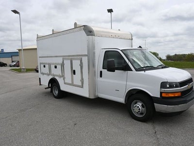 2022 Chevrolet Express 3500 Work Van Cutaway