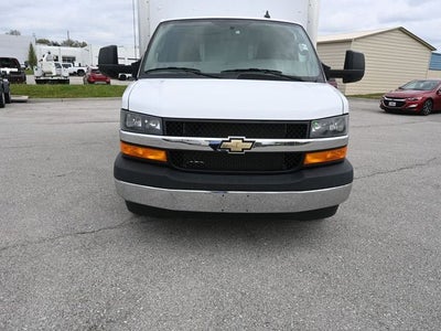 2022 Chevrolet Express 3500 Work Van Cutaway
