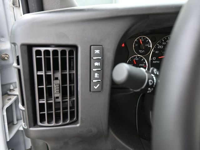 2022 Chevrolet Express 3500 Work Van Cutaway