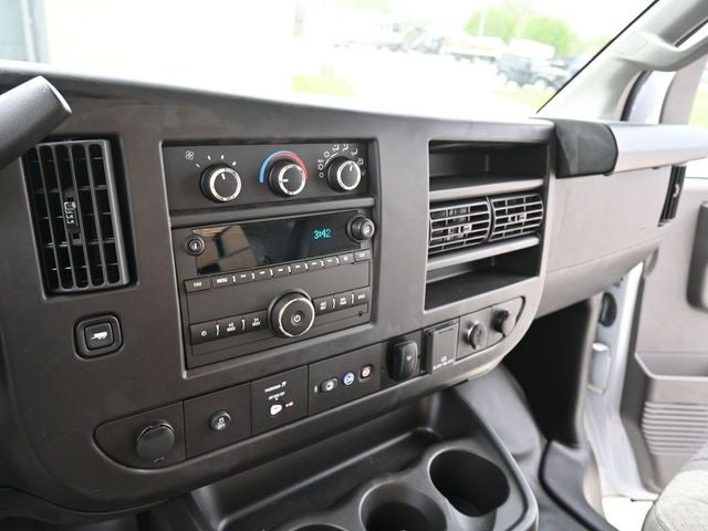 2022 Chevrolet Express 3500 Work Van Cutaway