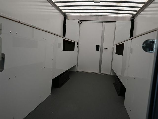 2022 Chevrolet Express 3500 Work Van Cutaway