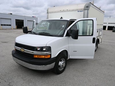 2022 Chevrolet Express 3500 Work Van Cutaway