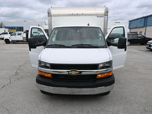 2022 Chevrolet Express 3500 Work Van Cutaway