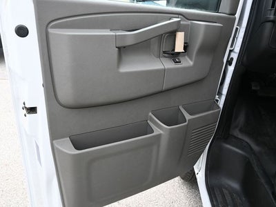2022 Chevrolet Express 3500 Work Van Cutaway