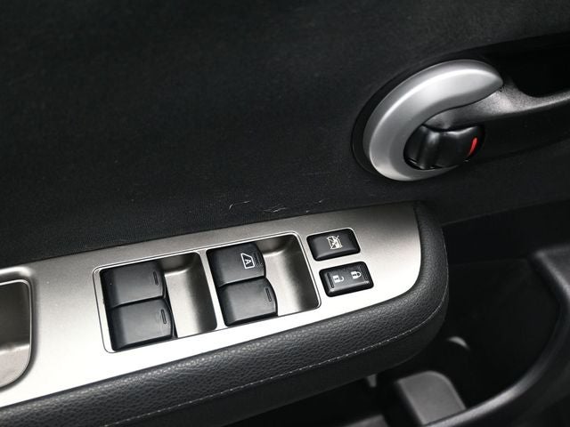 2012 Nissan Versa 1.8 S