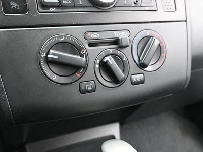 2012 Nissan Versa 1.8 S