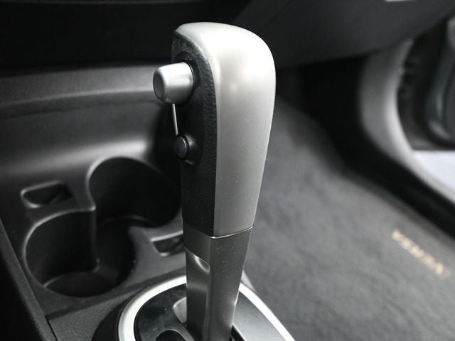 2012 Nissan Versa 1.8 S