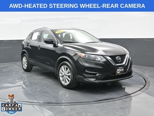 2022 Nissan Rogue Sport SV