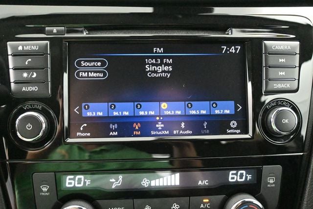 2022 Nissan Rogue Sport SV