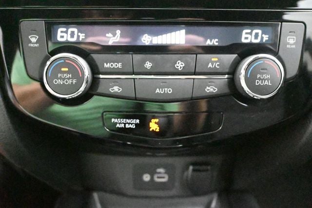 2022 Nissan Rogue Sport SV