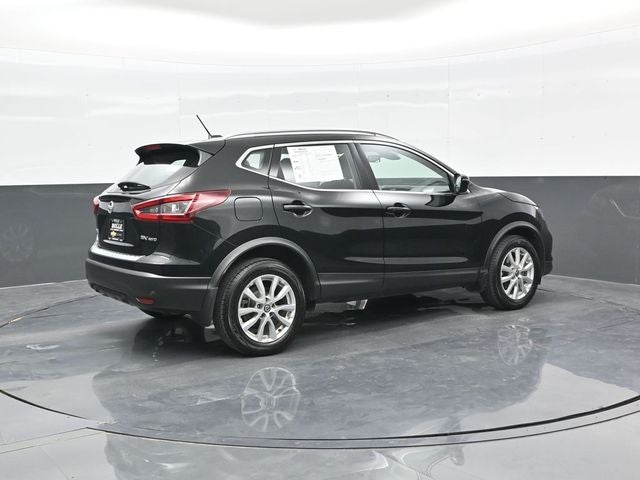 2022 Nissan Rogue Sport SV