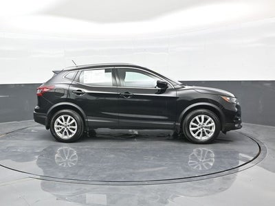 2022 Nissan Rogue Sport SV